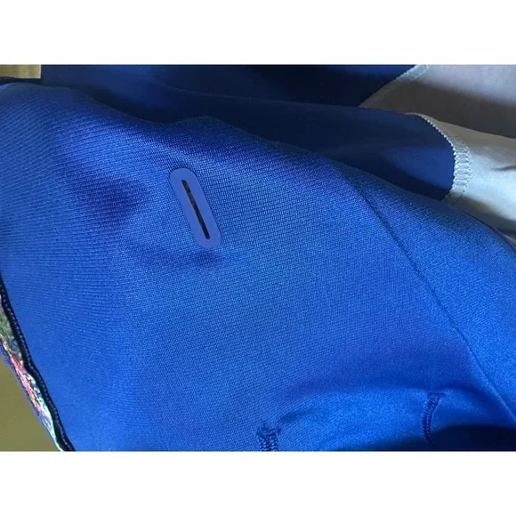 Lululemon Seawheeze Horizon Cape Jacket L/XL Multicolor Hooded Rain Poncho Rare - Picture 9 of 11